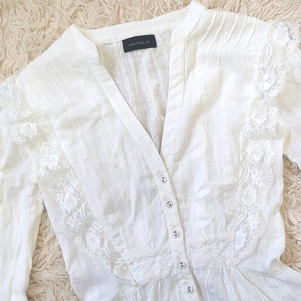 Majorelle Lace Flare Sleeve Blouse - Picture 2 of 11